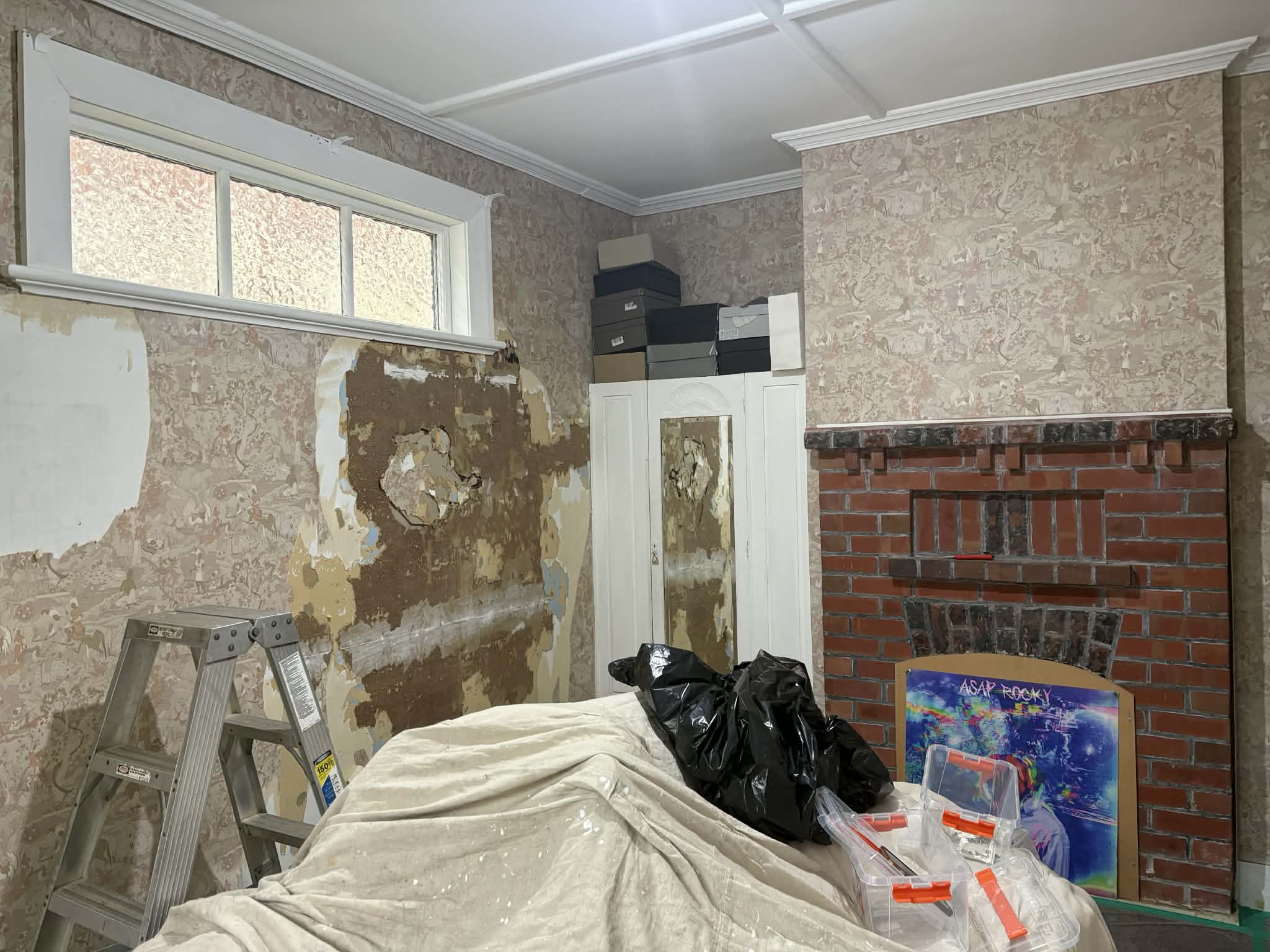 Bedroom repaint preparation in Dunedin — surface prep completed before topcoats